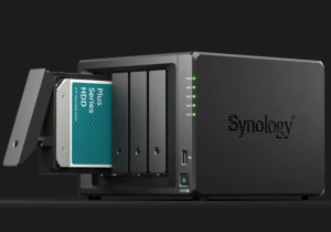 ������� ���������� Synology DS925+ (��� HDD)